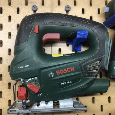 Kệ Gắn Máy Cắt BOSCH PSR 18 Li Cho IKEA Skadis