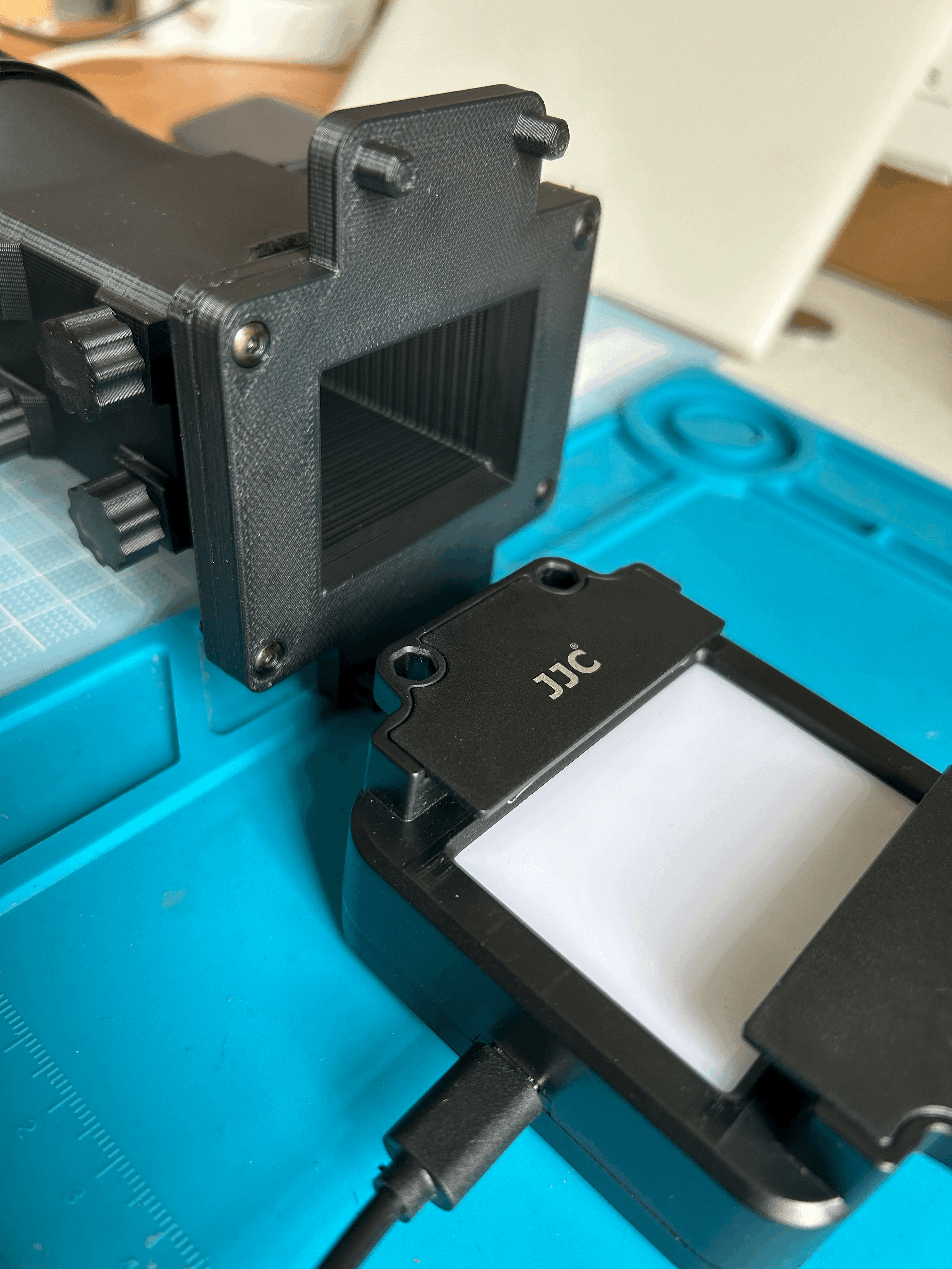 Adapter máy scan phim cho đèn LED JJC