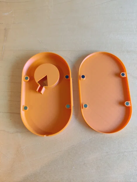 Hộp đựng kiêm đế sạc du lịch cho Samsung Galaxy Watch 4 - Image 6