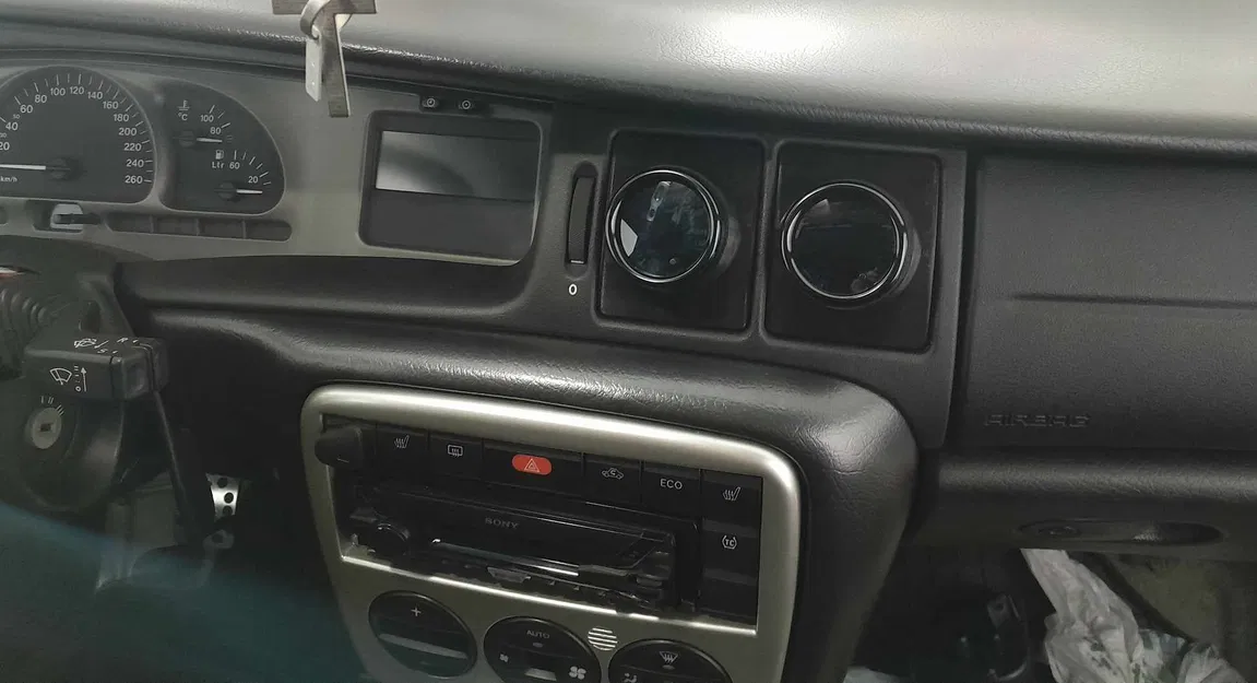 Giá đỡ đồng hồ Opel Vectra B - Image 2