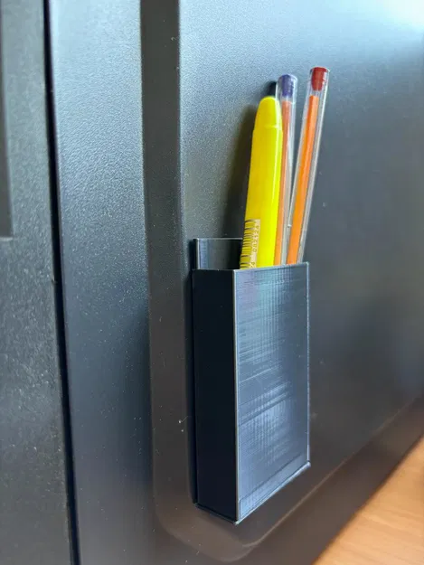 Chỗ Dựng Bút Chì - Image 1