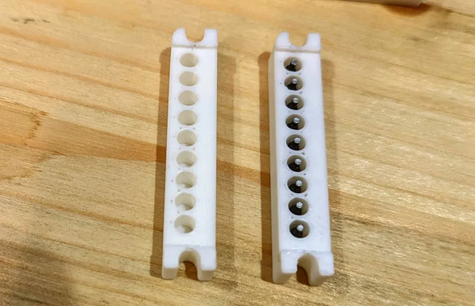 Mô Hình Máy Bán Hàng ERTL Die Cast Coca-Cola (Chèn Lon 2 ¼ Inches) - Image 1