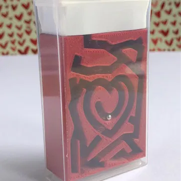 Hộp Tic Tac Mê Cung Trái Tim