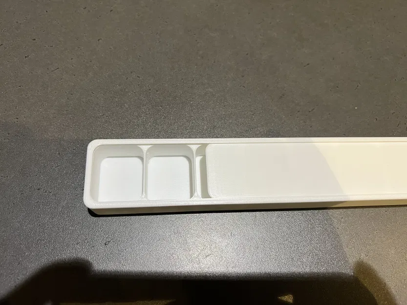 Hộp đựng thuốc có nắp trượt - Image 1