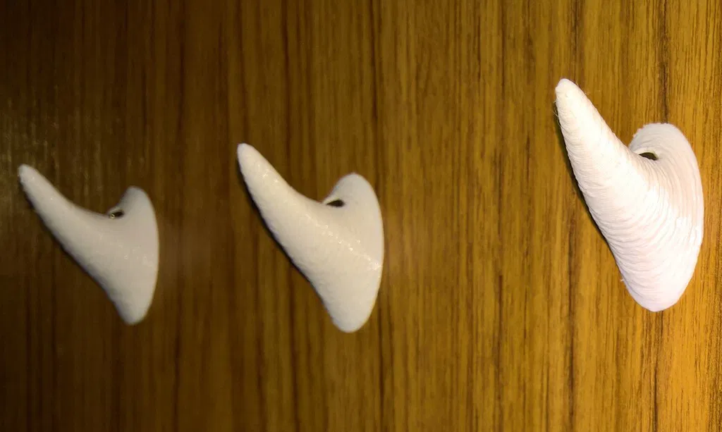 Móc Treo Quần Áo "Gai" - Image 2