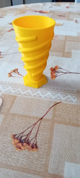 Ly Xoắn Ốc - Pohárek - Tumbler - Image 1