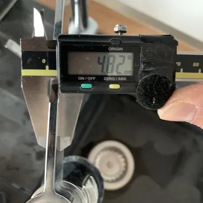 Giá đỡ bọt biển nhà bếp cho vòi nước có tay