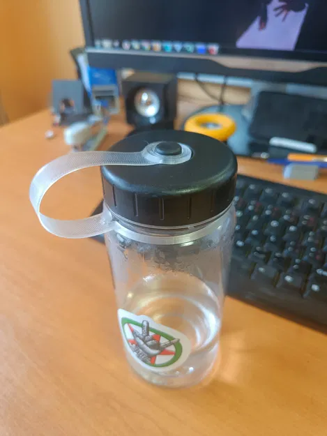 Chặn Nắp Chai Nước - Image 1