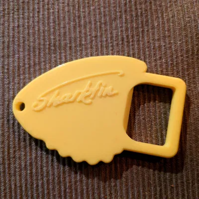 Mở Bia Vây Cá Mập Cho Guitarist