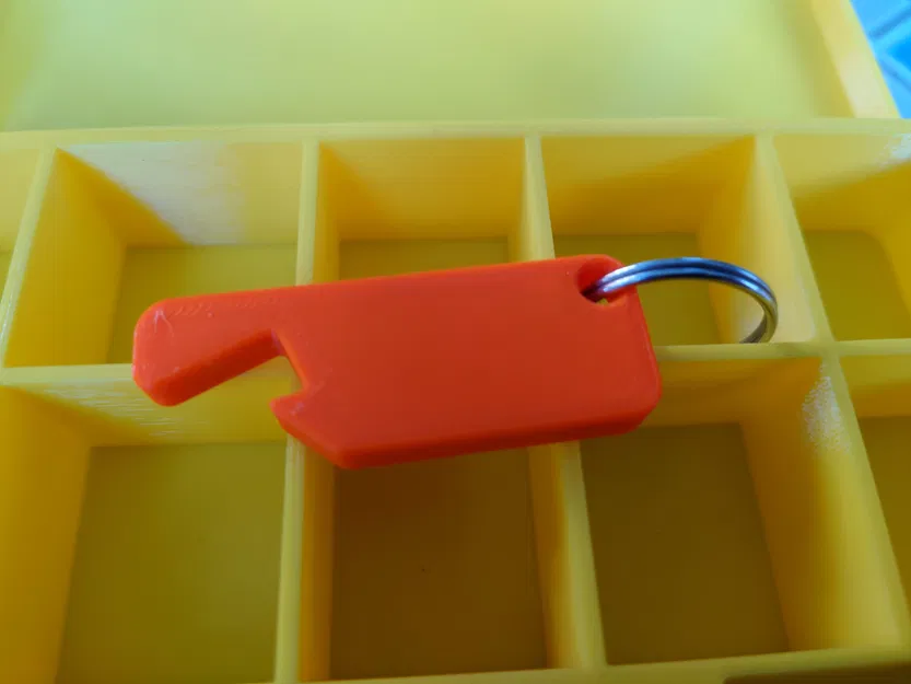 Móc Khóa Mở Bia (Thêm một cái nữa) - Image 1