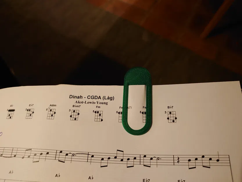 Kẹp Giấy (Kiểu Đá Quý) - Image 1