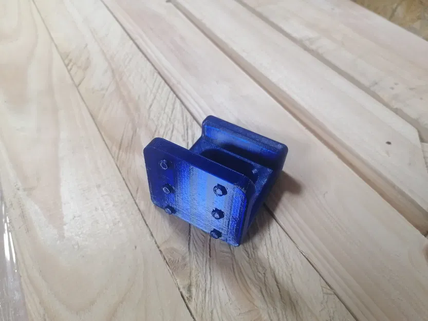 Treo tai nghe cho bảng lỗ Mars Svratka - Image 3