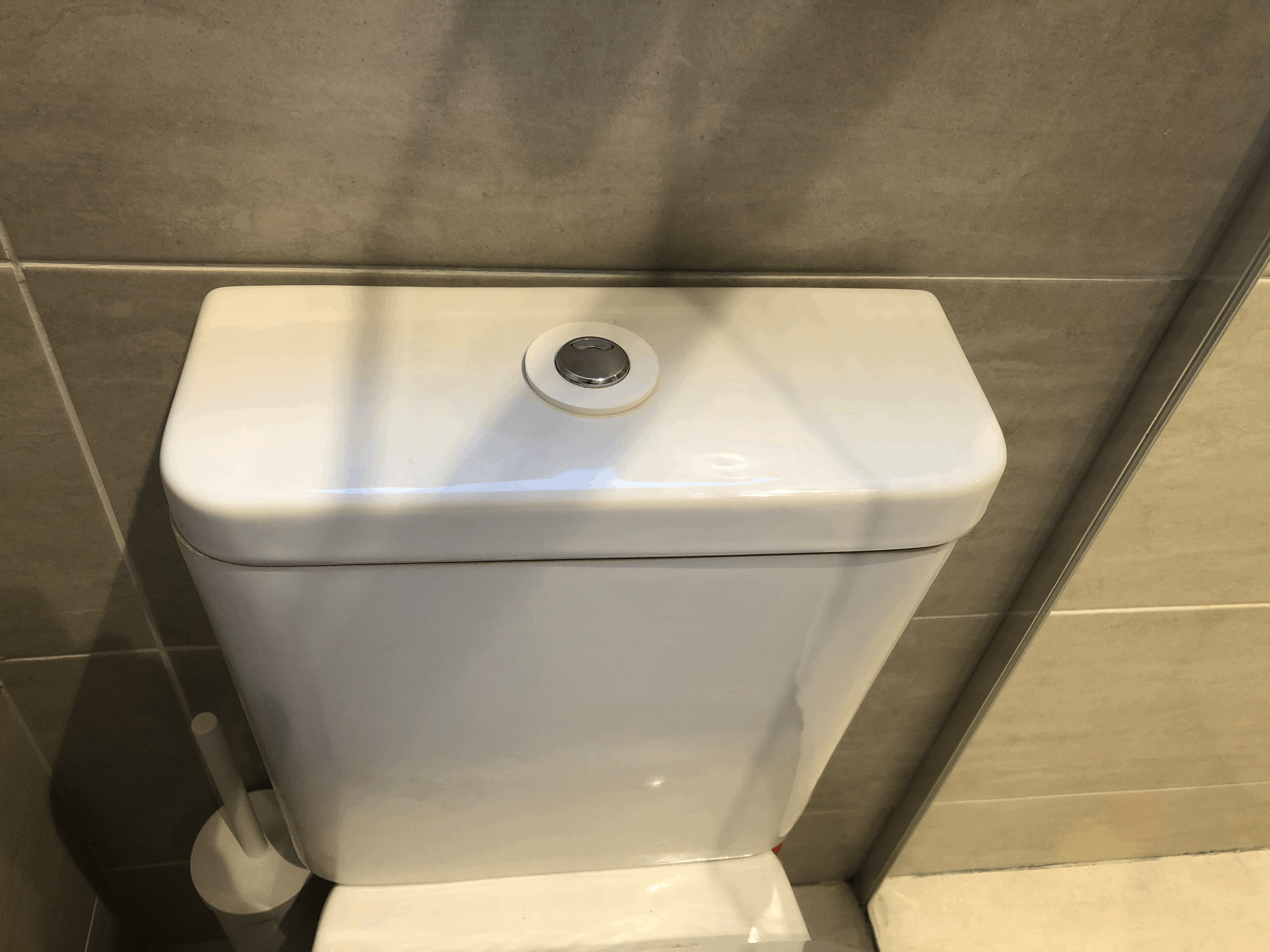 Phụ Tùng Thay Thế Đế Nút Nhấn Bồn Cầu