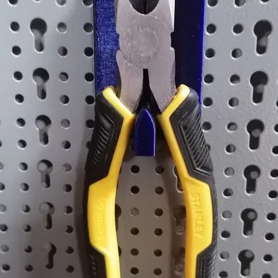 Giá đỡ kìm kẹp cho bảng ghim Mars