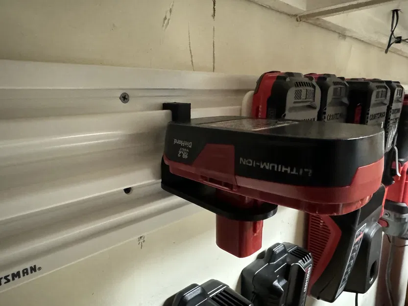 Giá đỡ pin Craftsman 19.2V cho hệ thống VersaTrack - Image 5