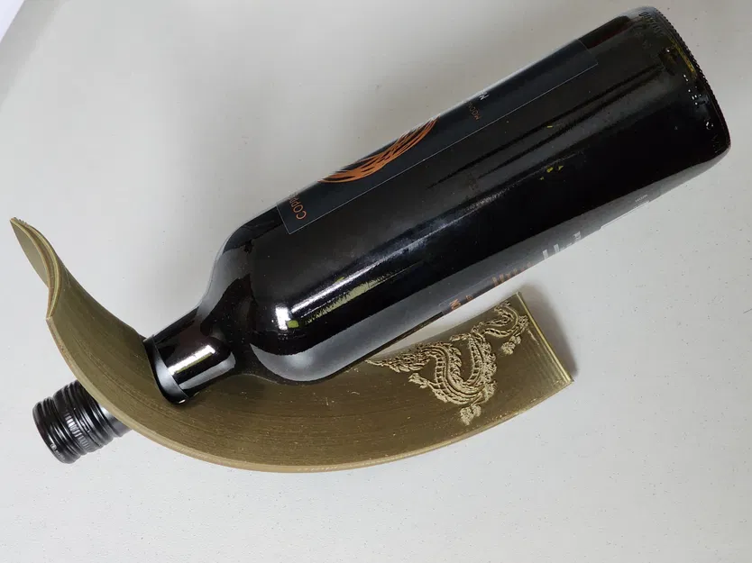 Chân Đế Chai Rượu Vang Hình Rồng Độc Đáo - Image 1