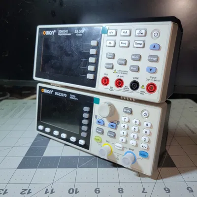 Kệ đôi cho OWON DGE2070 và XDM1041