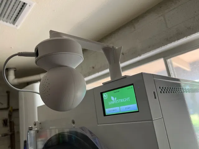 Giá Đỡ Camera HarvestRight - Image 1