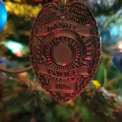 Huy hiệu Cảnh sát Daniel