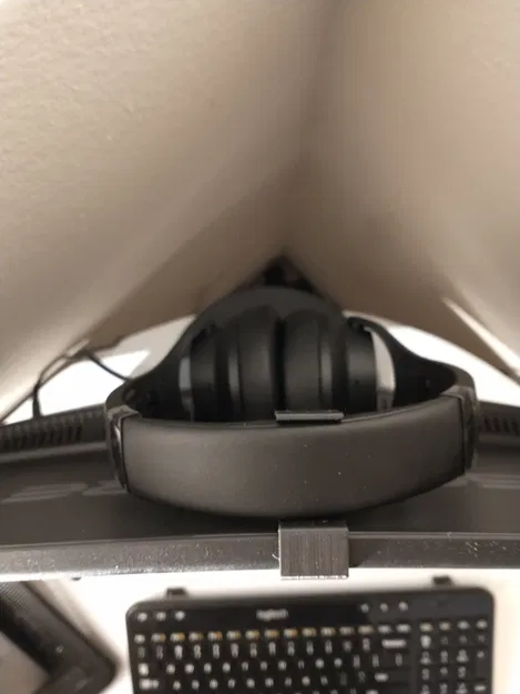 Móc Tai Nghe Anker Q20i Treo Màn Hình - Image 1