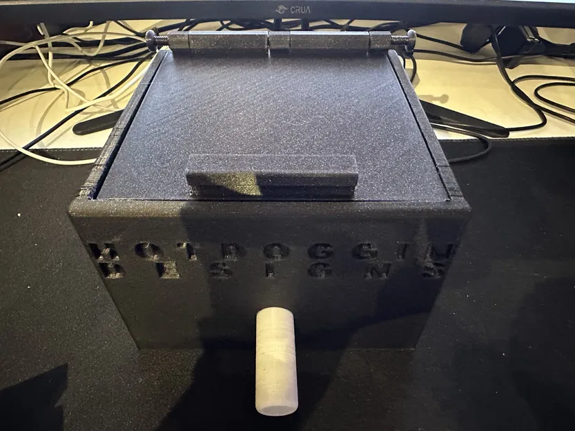 Máy Cho Cá Ăn Bán Tự Động - Image 1