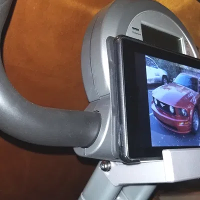 Giá Đỡ Máy Tính Bảng Cho Xe Đạp Tập Thể Dục Gập Exerpeutic