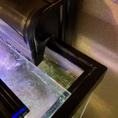 Máng cho ăn bể cá cho nắp kính