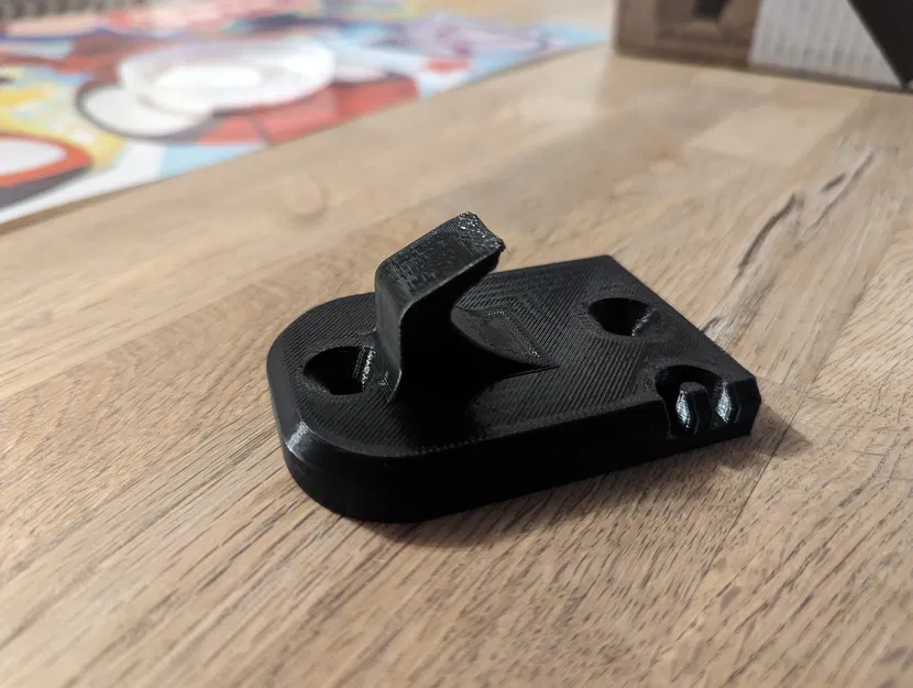 Móc Treo Máy Hút Bụi Wyse - Image 1