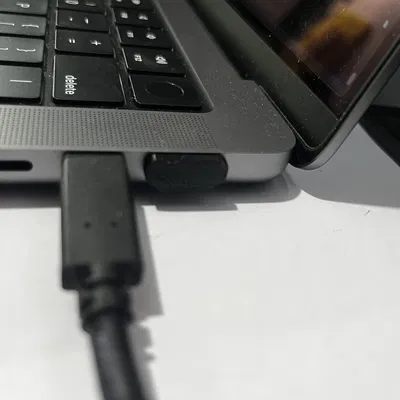 Chặn Cổng HDMI cho Macbook Pro 14"