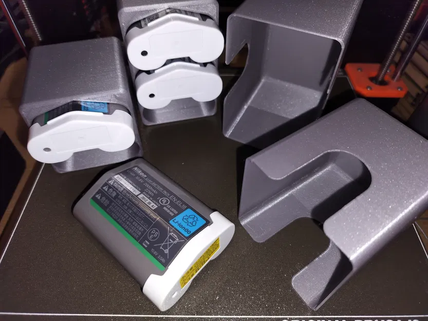 Giá Đỡ Pin Nikon D3, D4, D5, D6 & Z9 (Có Thể Tùy Chỉnh) - Image 1