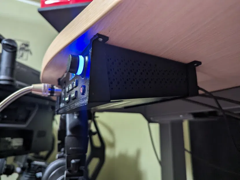 Giá đỡ gắn dưới bàn cho PreSonus Revelator io24 - Image 1