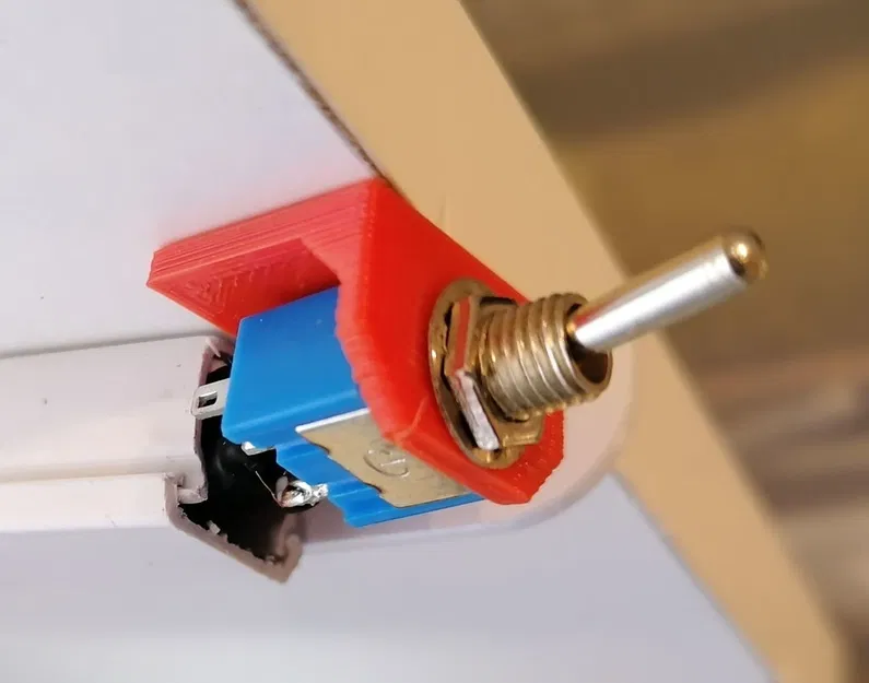 Chân đế công tắc gạt - Image 1