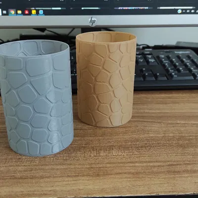 Ống Cắm Bút/Chì Chế Độ "Vase Mode" Hình Voronoi