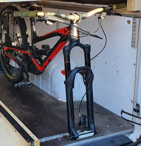 Giá đỡ trục xe đạp MTB 15mm - Image 3