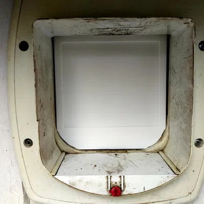 Cửa Chắn Mèo Thay Thế