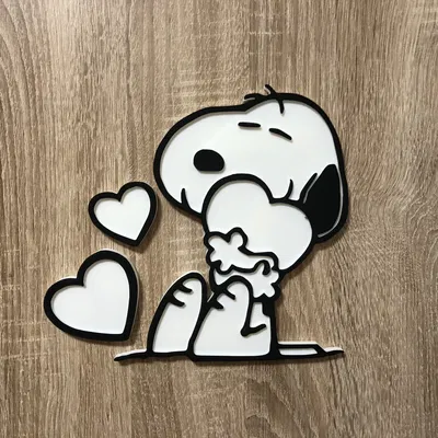 Mô Hình Trang Trí Snoopy Với Trái Tim
