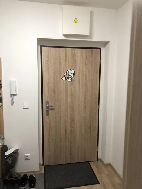 Mô Hình Trang Trí Snoopy Với Trái Tim - Image 2