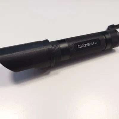 Chụp đèn pin xe Convoy S21A