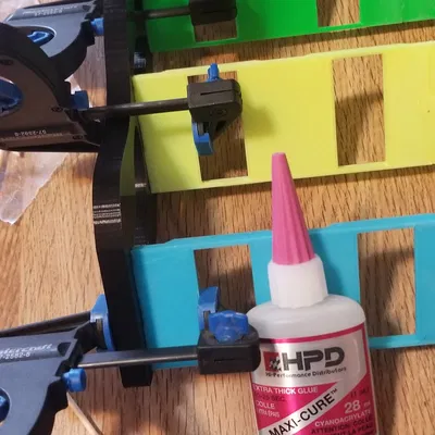 Kệ Trưng Bày Yoyo