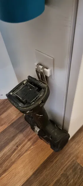 Giá Đỡ Máy Khoan Vặn Vít Dùng Keo Dán - Hàng Chính Hãng Makita - Image 4