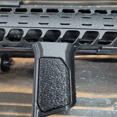 Báng Súng Dọc Dài Hơn (M-LOK)