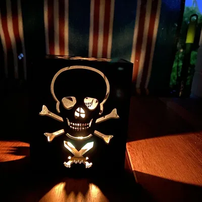 Chân Nến Đèn Trà Cướp Biển Jolly Roger