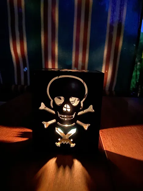 Chân Nến Đèn Trà Cướp Biển Jolly Roger - Image 5