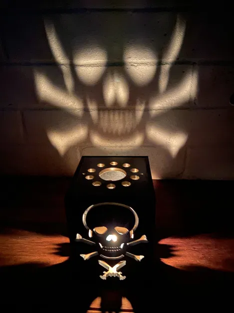 Chân Nến Đèn Trà Cướp Biển Jolly Roger - Image 6