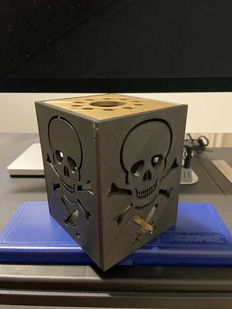 Chân Nến Đèn Trà Cướp Biển Jolly Roger - Image 9