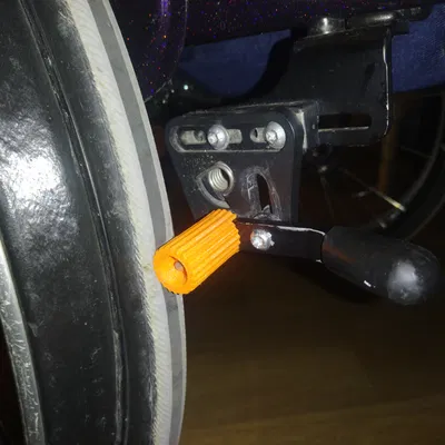 Phanh thay thế cho hệ thống phanh tiêu chuẩn xe lăn Quickie