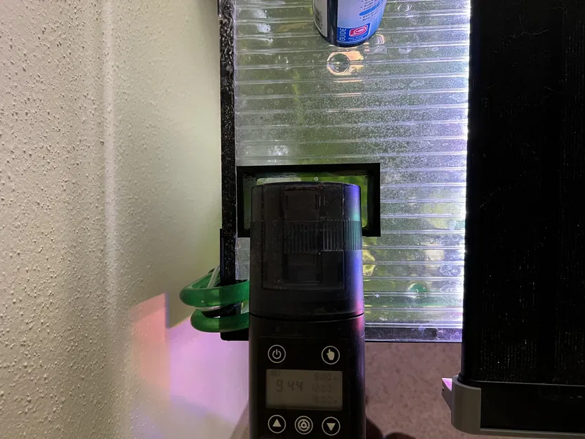 Máng Cho Bộ Tự Động Cho Ăn Hồ Cá - Image 2