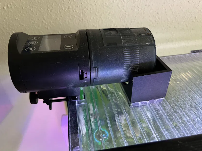 Máng Cho Bộ Tự Động Cho Ăn Hồ Cá - Image 3