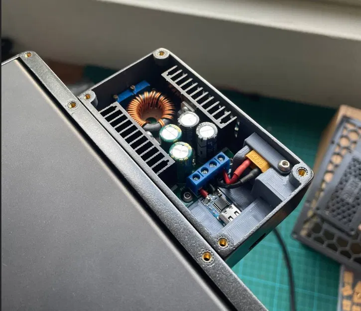 Protopack - Nguồn điện 100 watt đeo được cho Protogen và Cosplay - Image 2