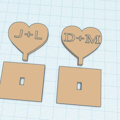 Trái tim tình yêu có đế khắc tên